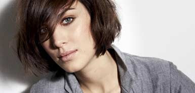  Alexa Chung Hairstyles 