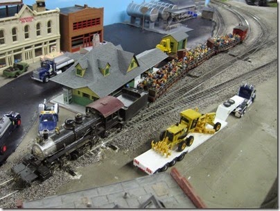 IMG_5436 2-4-4-2 Mallet with the 'People Express' on the LK&R HO-Scale Layout at the WGH Show in Portland, OR on February 17, 2007