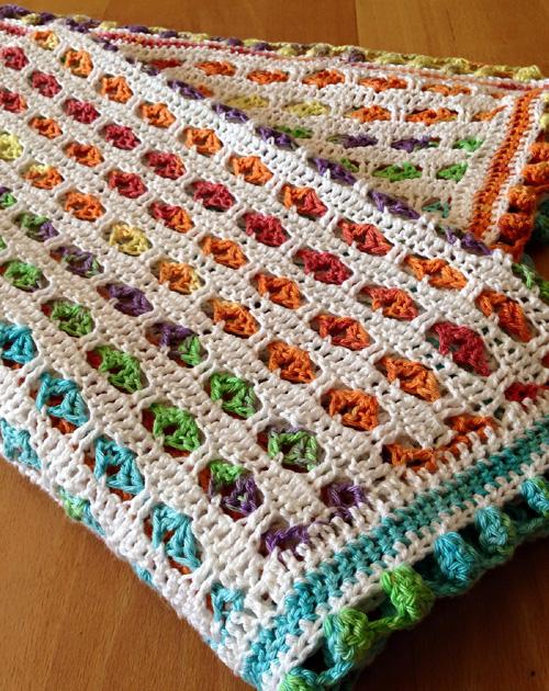 A Spanish Rainbow Baby Blanket - Free Pattern