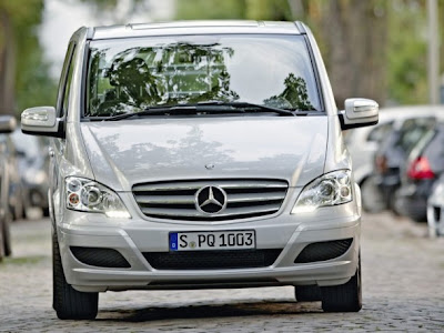 Front view of Mercedes Benz Viano