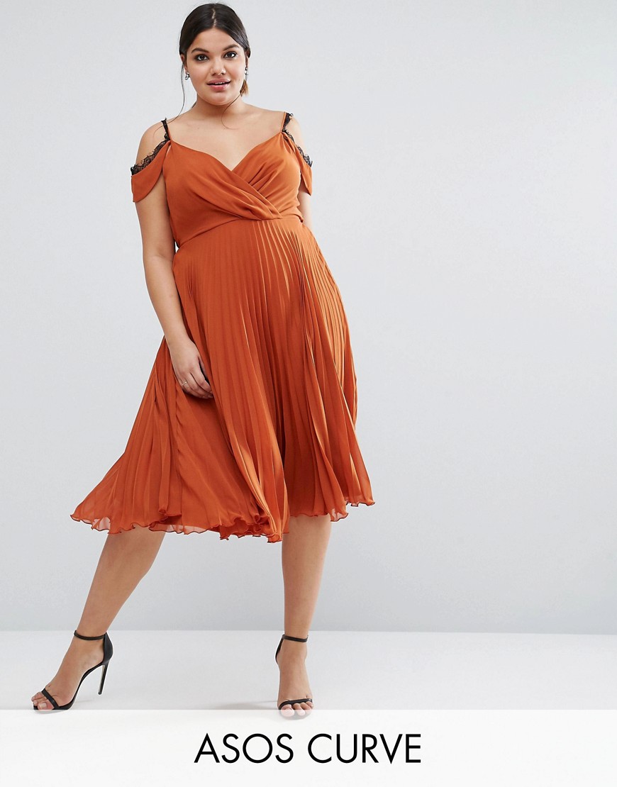 Plus Size Lace Trim Pleated Midi Skater Dress