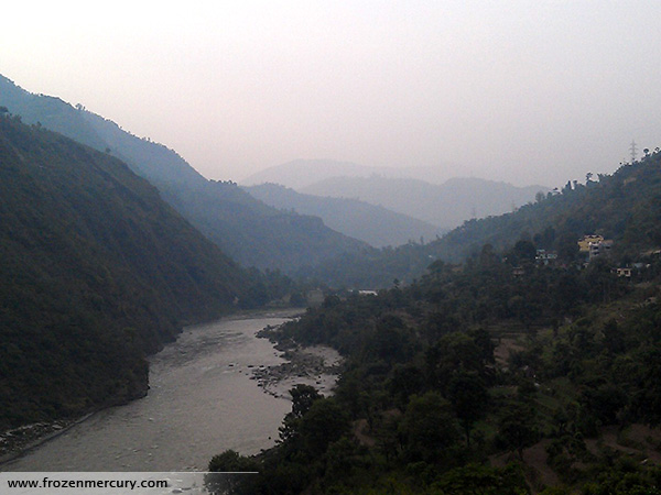 Bus journey to Manali