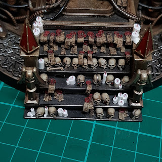 Emperor Golden Throne Warhammer 40k Blanchitsu Grimdark conversion diorama painting candles