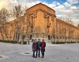 Our Tehran free tour covers popular tourist destinations as well as off-the-beaten path parts of the town. We offer guided tours that take you on foot around the heart of Tehran with an English-speaking guide. 