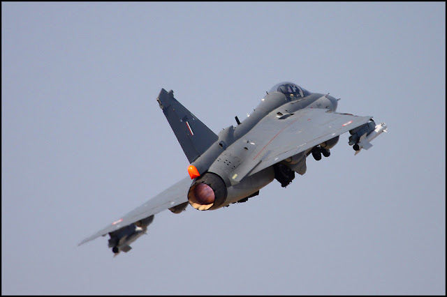 Resultado de imagen de AVIÃ“N DE COMBATE TEJAS