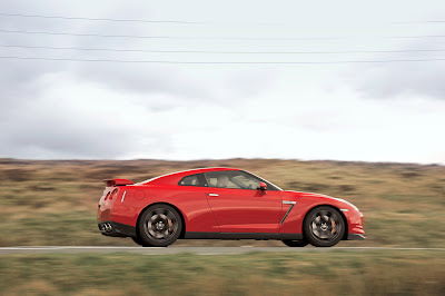 2010 Nissan GT-R European Version