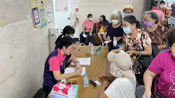 ▲「愛肝保肝」宣導肝病知識。（二基醫院提供）