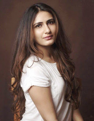 Fatima Sana Shaikh hot and sexy wallpaper, photo and Images