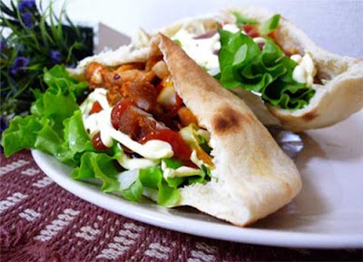 http://resepabu.blogspot.com/2016/12/resep-kebab-ala-turki-homemade.html