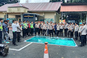  POLRES PAGAR ALAM PIMPIN LANGSUNG KEGIATAN TACTICAL FLOOR GAME (TFG) KEPADA SELURUH PERSONEL.