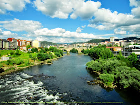 Vista de Orense desde el Puente 