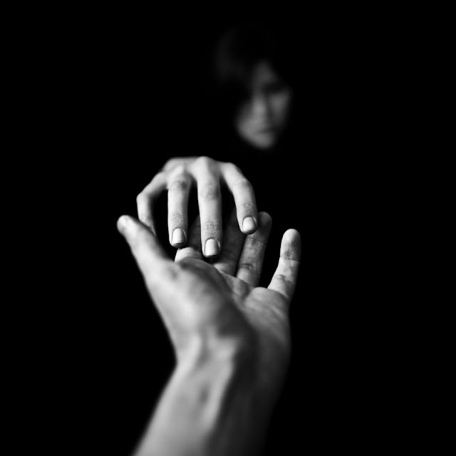 Modern Black and White Photography by Benoit Courti