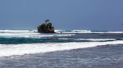 20 Wisata pantai di bengkulu yang romantis dan menjadi trending topik