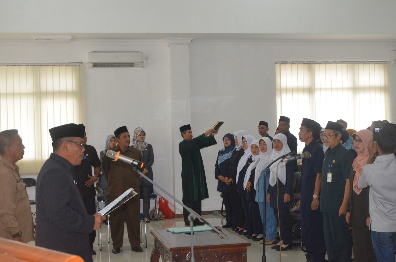 Sebanyak 99 Pejabat Eselon III dan IV Dilantik
