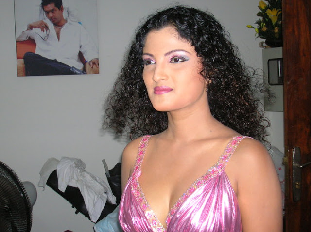  Srilankan Hot Actress Paboda Sandeepani Sexy photos