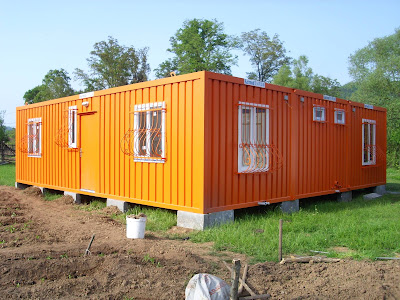 Reasons Why You Should Buy Temporary Storage Containers