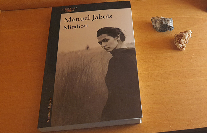 Reseña de «Mirafiori», de Manuel Jabois (Alfaguara)