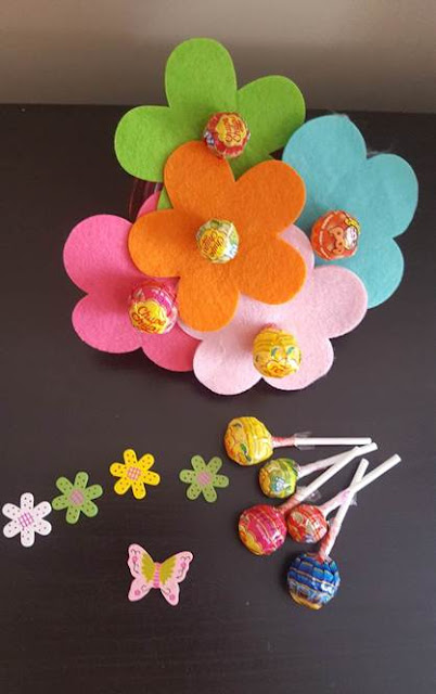 Lollipops Spring Flower Party Favors