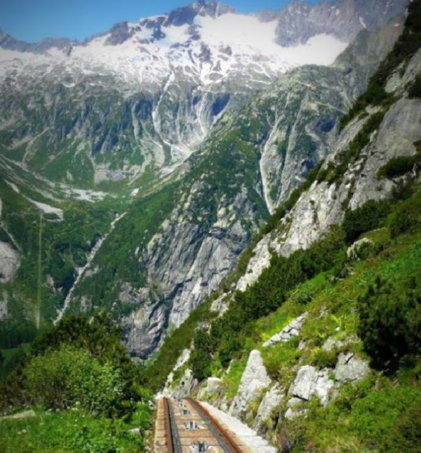 Mountain raid in swiss