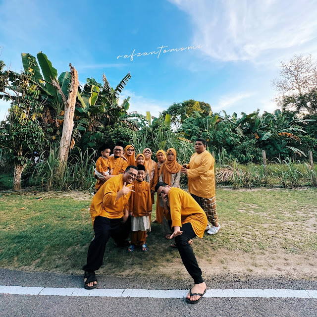 Gambar Raya Bersama Keluarga