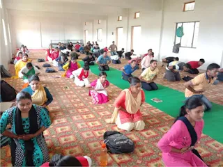 पांच दिवसीय योग प्रशिक्षण शिविर सम्पन्न | #NayaSaberaNetwork