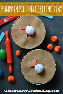 http://gluedtomycraftsblog.com/2014/11/pumpkin-pie-felt-pretend-play-busy-bag-idea.html