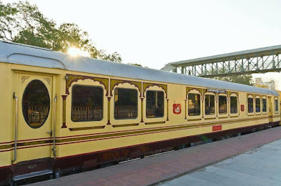 Palace on Wheels train - Delhi round-trip through Rajasthan and Agra