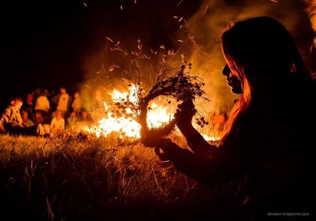 ΠΑΡΑΜΟΝΗ ΤΟΥ ΑΙ ΓΙΑΝΝΗ ΤΟΥ ΚΛΗΔΟΝΑ ΣΤΟΝ ¨Αμήρ Αλί¨ ΠΑΡΤΕ ΤΟ ΣΤΕΦΑΝΙ ΣΑΣ ΚΑΙ ΕΛΑΤΕ 