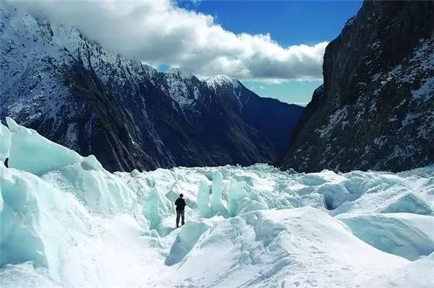 10 lokasi menarik di New Zealand.