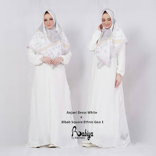 Anjani dress white