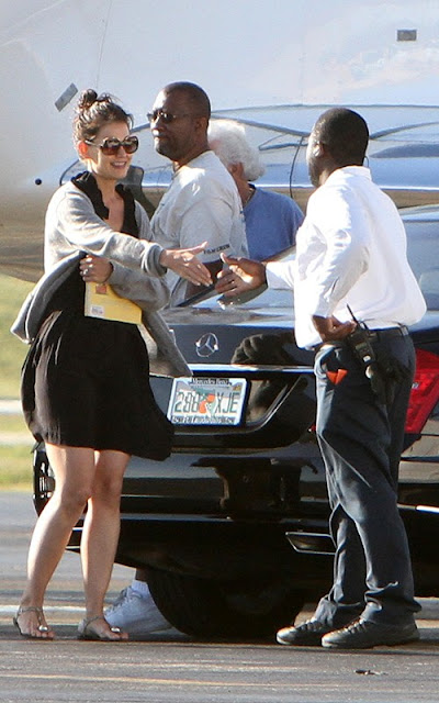 Katie Holmes and Suri Cruise in Ft Lauderdale