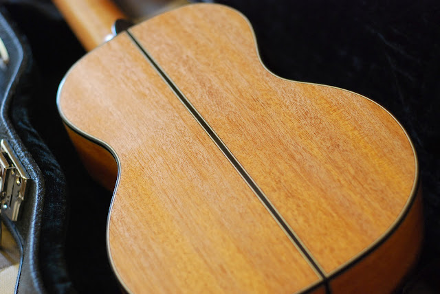 pono mhc ukulele back