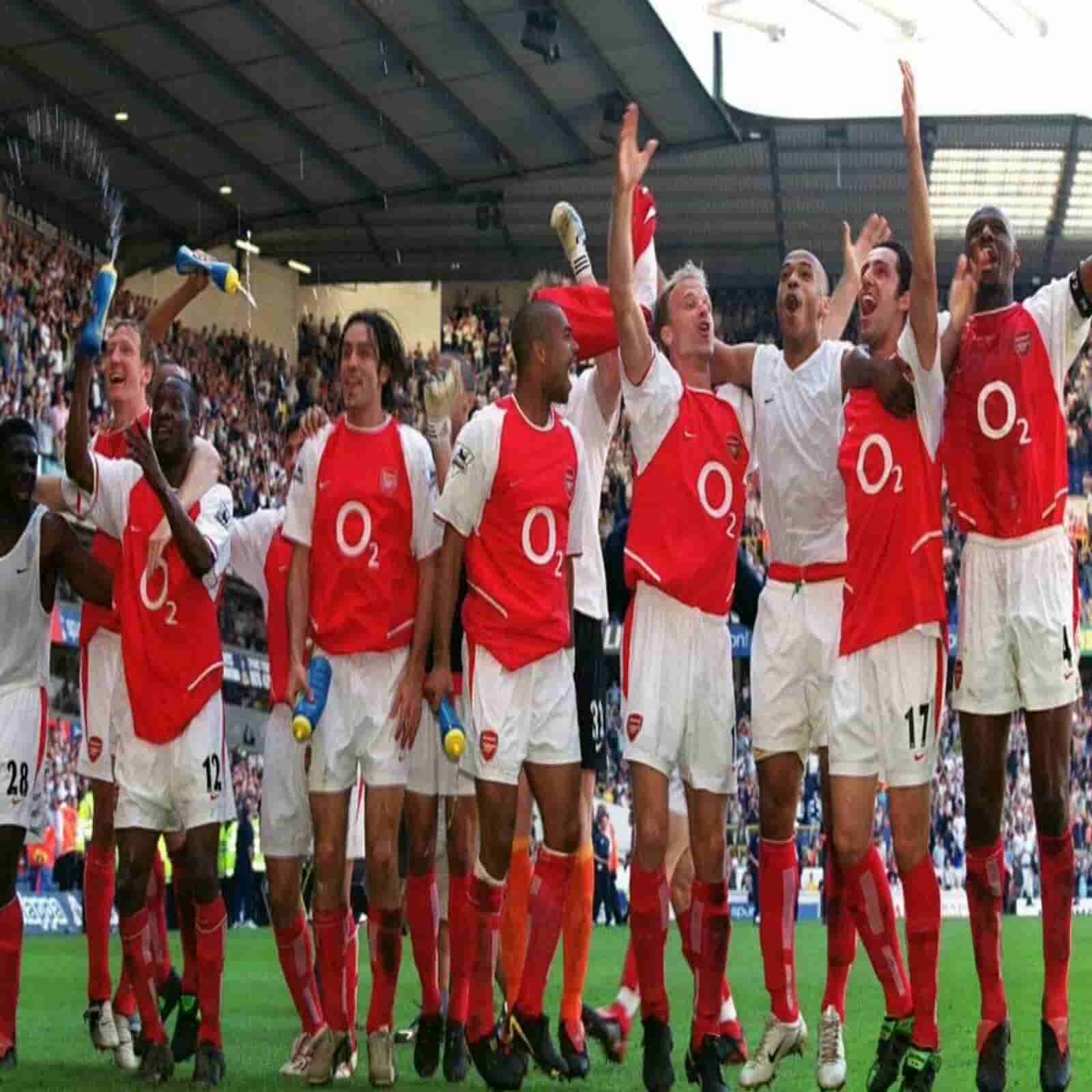 Download Gambar gambar dan nama pemain arsenal Keren