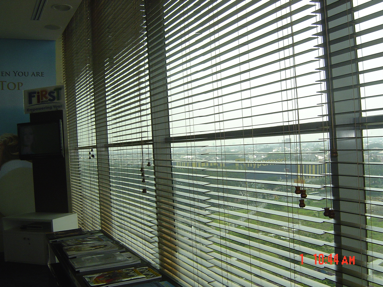 WOODEN BLINDS JUAL KREY KEREI KAYU  TIRAI  JENDELA  WOODEN 