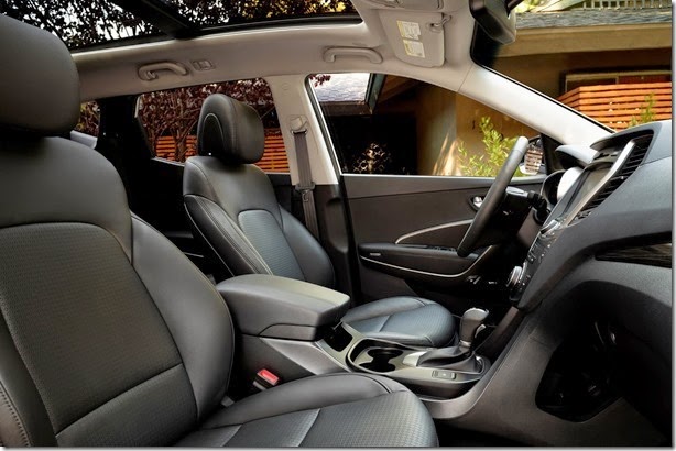 2015-Hyundai-Santa-Fe-09