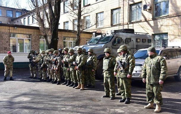 Для деокупації "ЛДНР" підготували 800 поліцейських