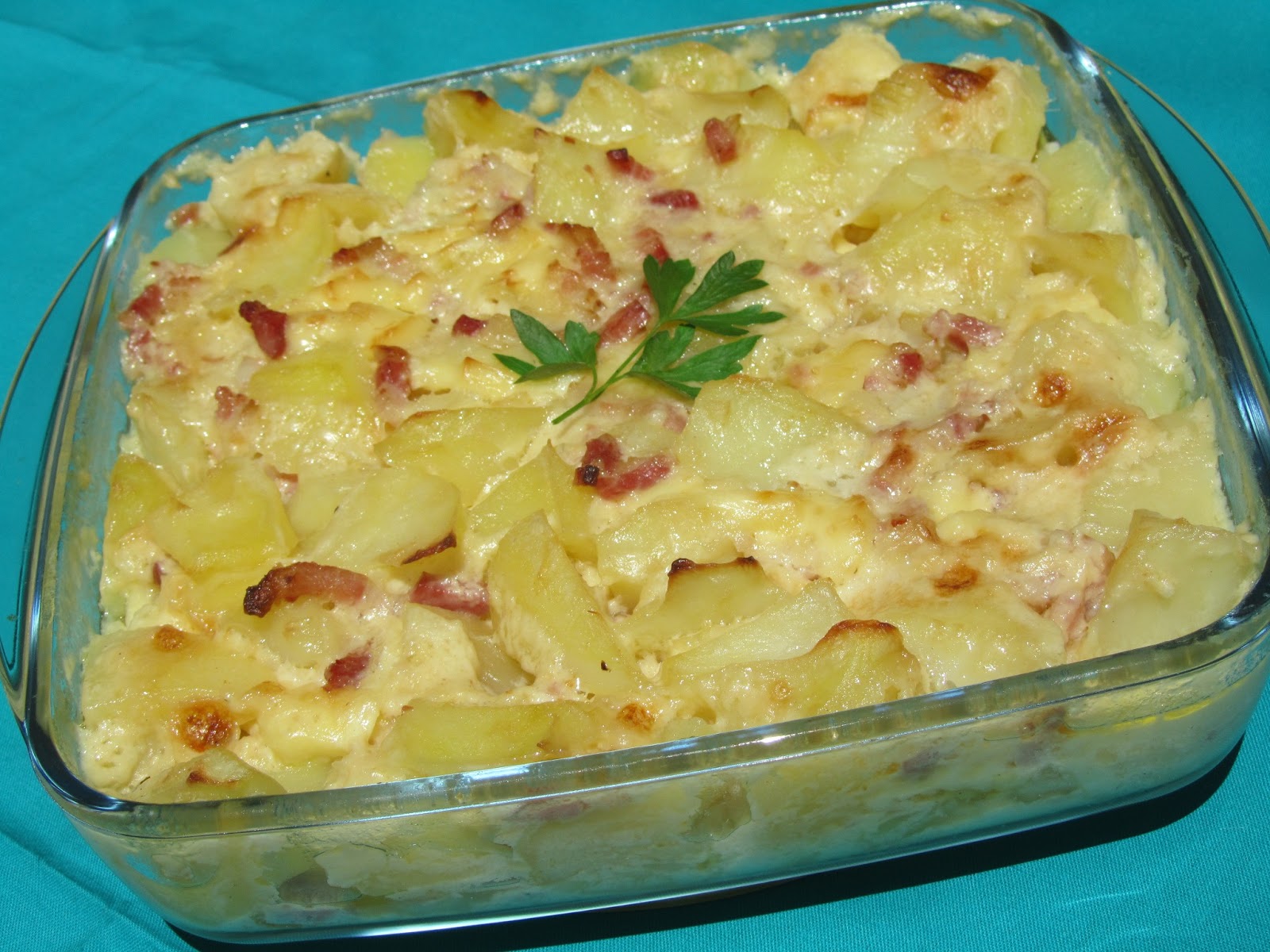 Patatas gratinadas (Tartiflette) Thermomix - La Juani de ...