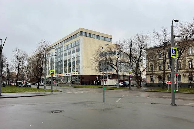 улица Шаболовка, улица Академика Петровского, бывший Государственный подшипниковый завод № 2 (ГПЗ-2)