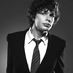 Simon Amstell