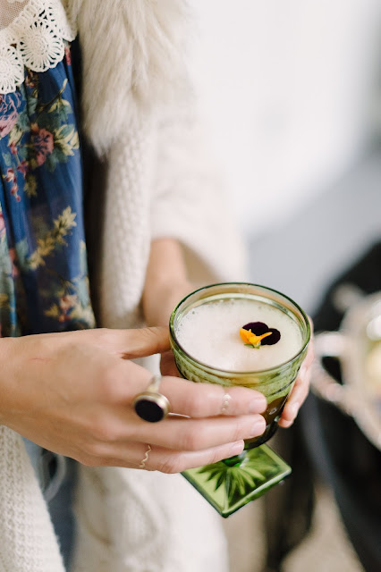 edible flower drink garnish