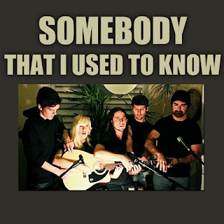 Walk Off The Earth - Somebody That I Used To Know Lyrics