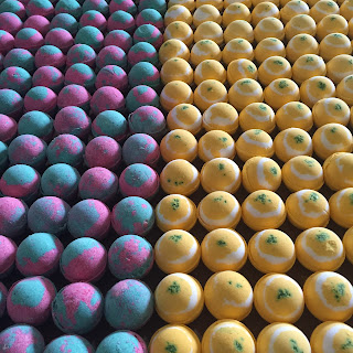 Wholesale bath bombs