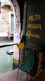 Water door of Acqua Alta book shop