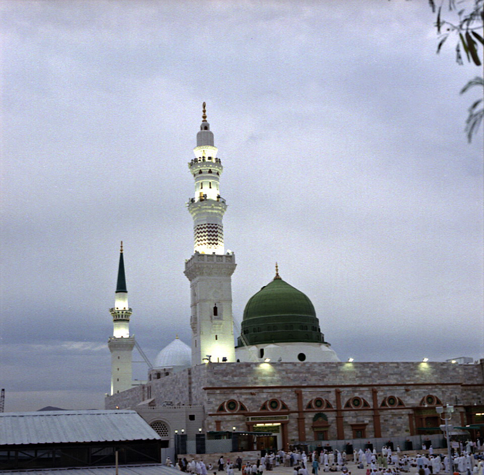 Boutique  romanticafantezieboutique: Masjid e Nabvi Wallpapers 