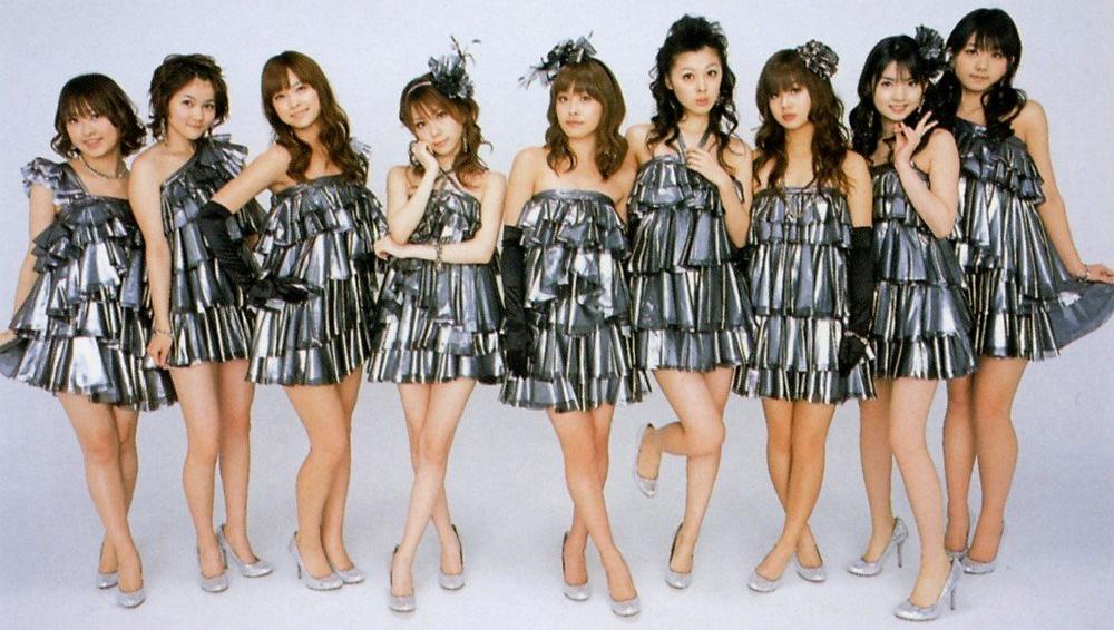 My world is Risa NiigakiMorning Musume and AAA o