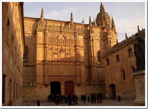 fachada universidad