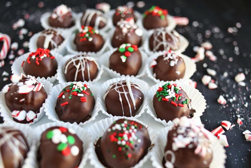 http://www.abeautifulmess.com/2014/12/easy-chocolate-oreo-truffles.html