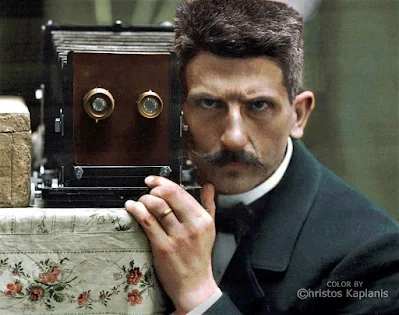 Αυτοπροσωπογραφία με διοπτική κάμερα, 1900.Βιβλιοθήκη της Γενεύης