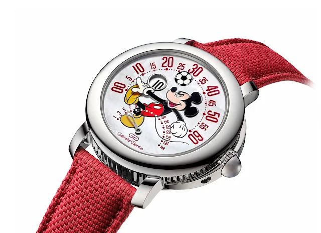 Bulgari Gerald Genta Arena Bi-Retrogade with Mickey Mouse playing football 103786