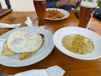 Lunch at Rifugio Firenze (also called Regensburgerhütte).